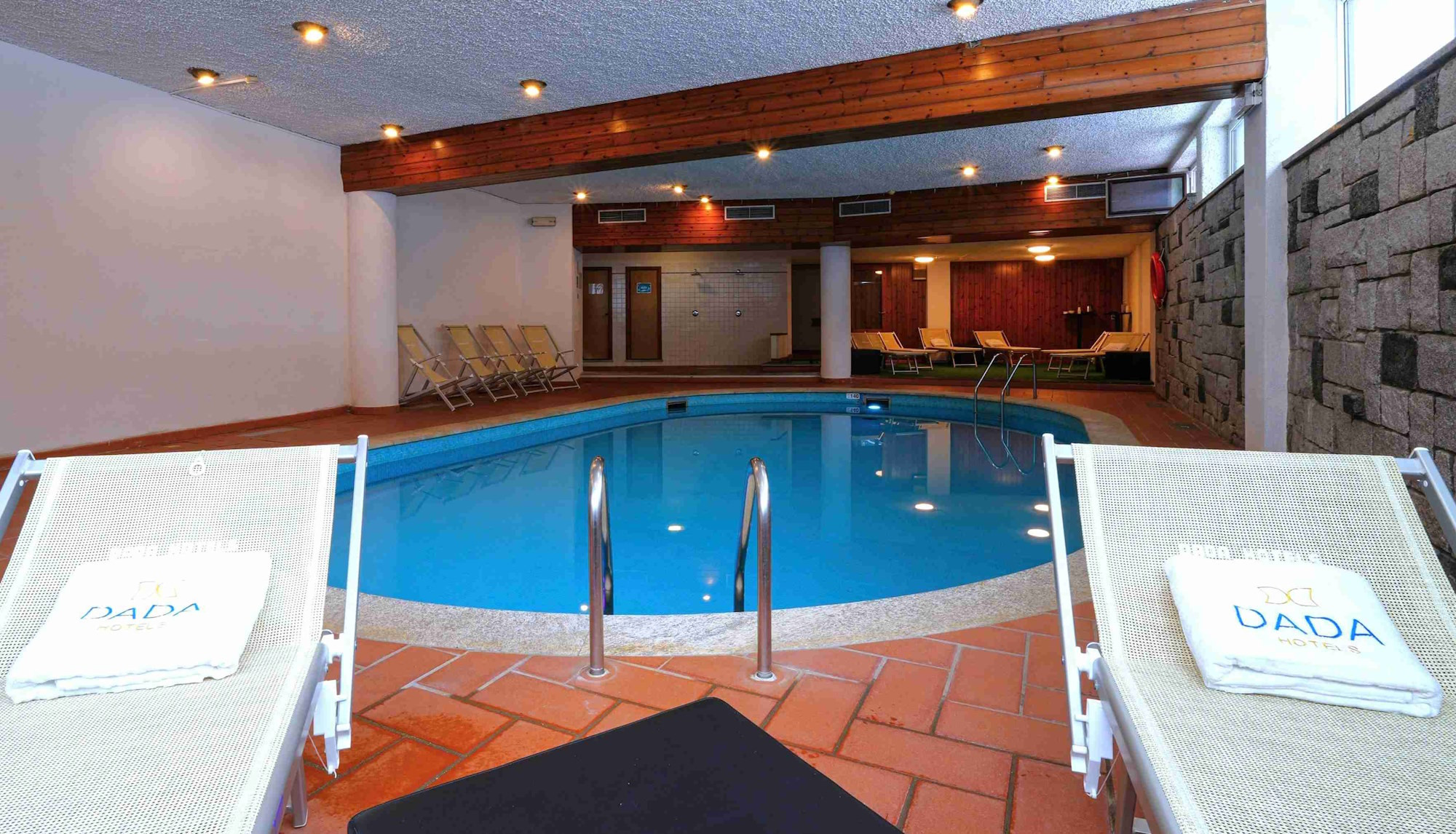 media.piscina 1
